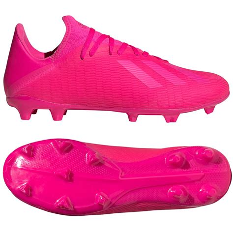 roze met blauwe adidas voetbalschoenen|Adidas voetbalschoenen.